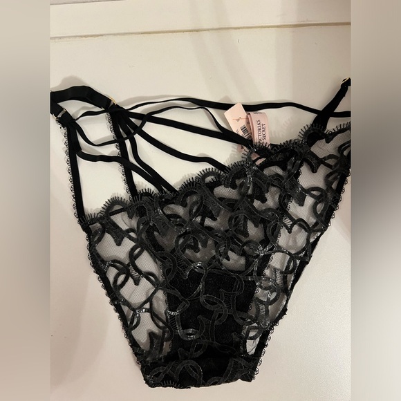 Bundle 💗🖤Victoria's Secret Lingerie - Picture 14 of 14